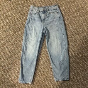 Old Navy Barrel Ankle Jean